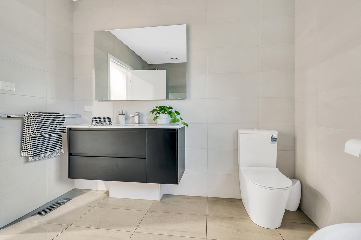 2 / 20 Riviera Street Mentone - Residential for sale