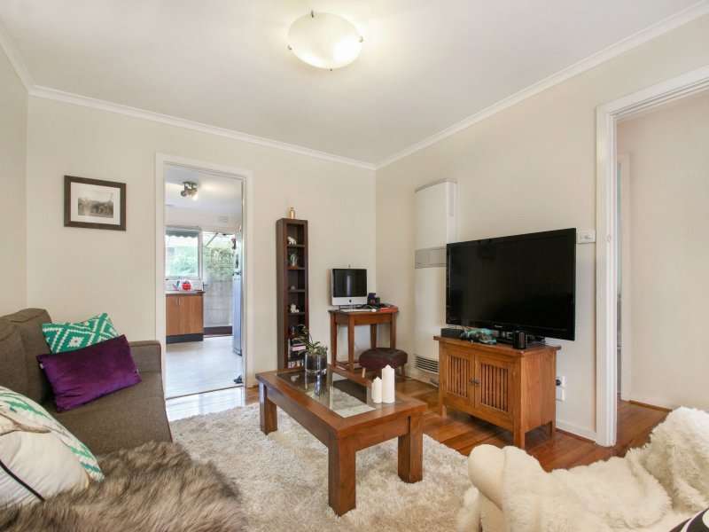 2 / 204 Warrigal Road CHELTENHAM - Residential for sale