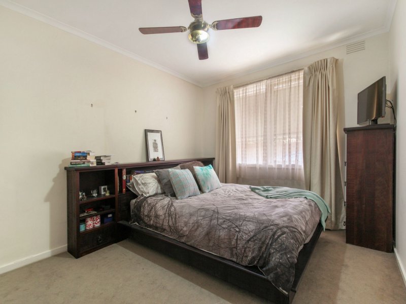 2 / 204 Warrigal Road CHELTENHAM - Residential for sale