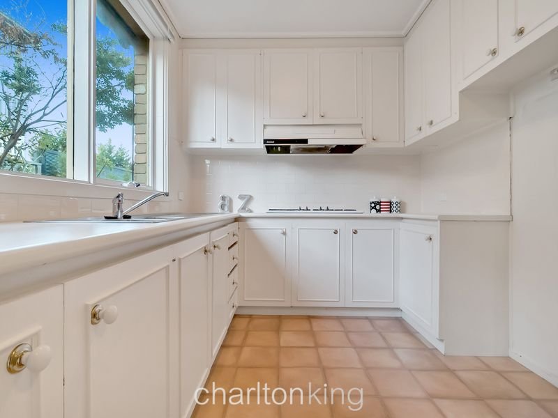 2 / 21 Alicia Street HAMPTON - Residential for sale