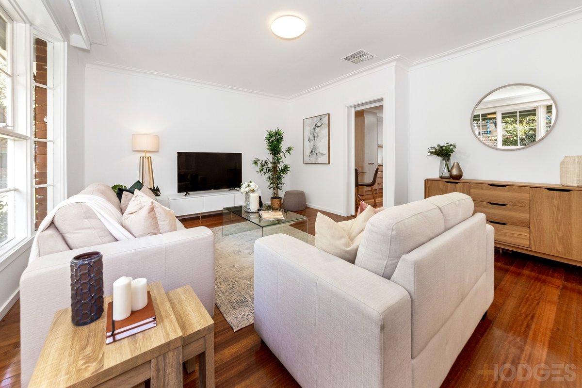 2 / 21 Linacre Road Hampton - Residential for sale