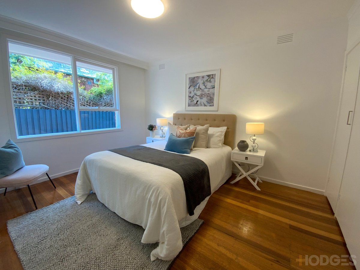 2 / 21 Linacre Road Hampton - Residential for sale