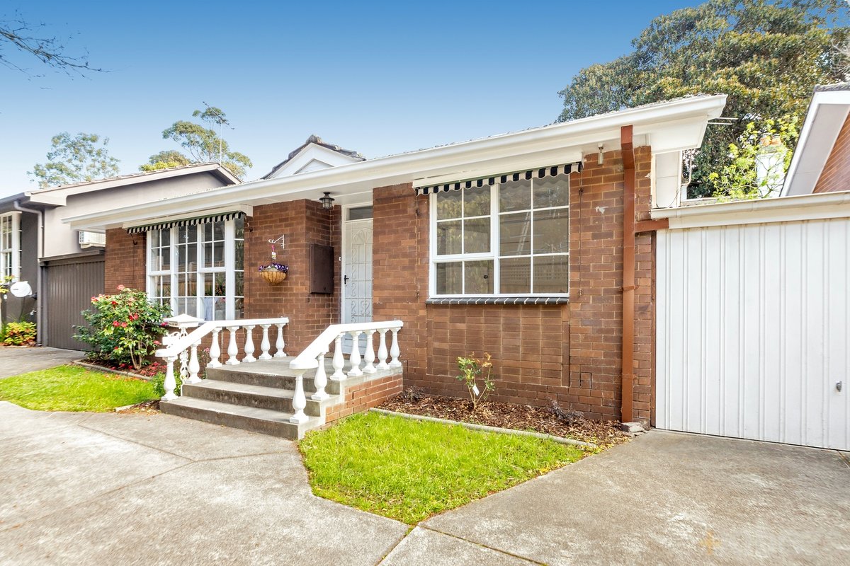 2 / 21 Linacre Road Hampton - Residential for sale