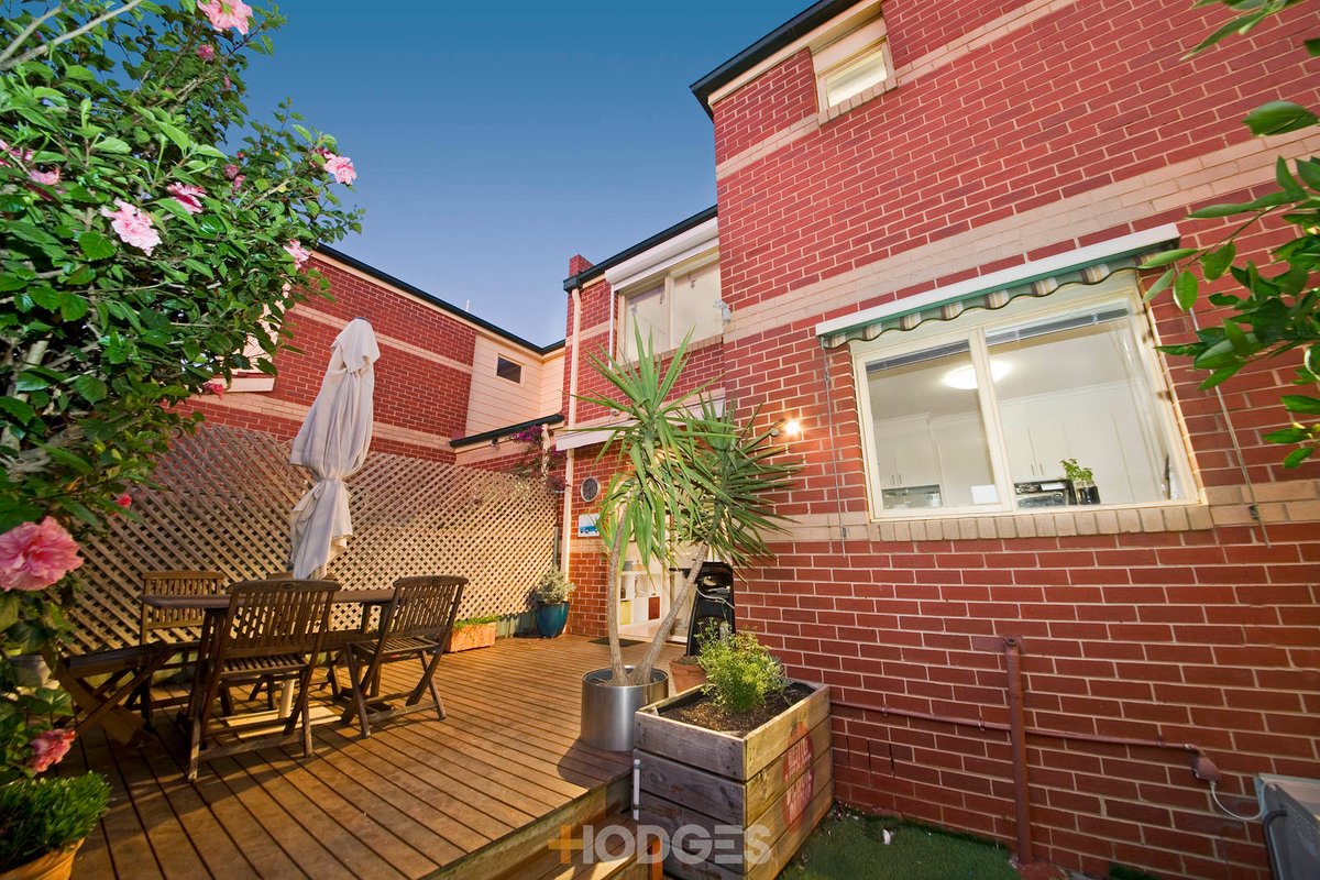 2 / 214 Centre Road Bentleigh - Residential for sale
