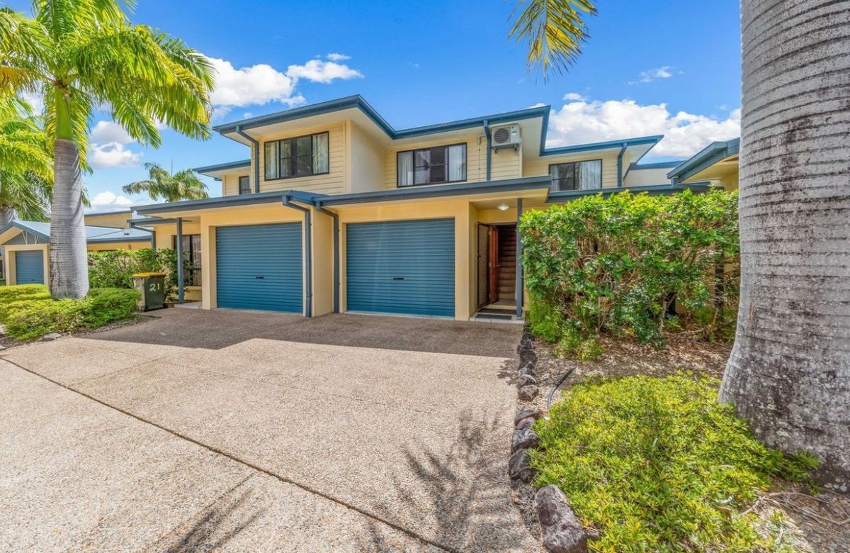 22/16 Beach Rd, CANNONVALE QLD 4802