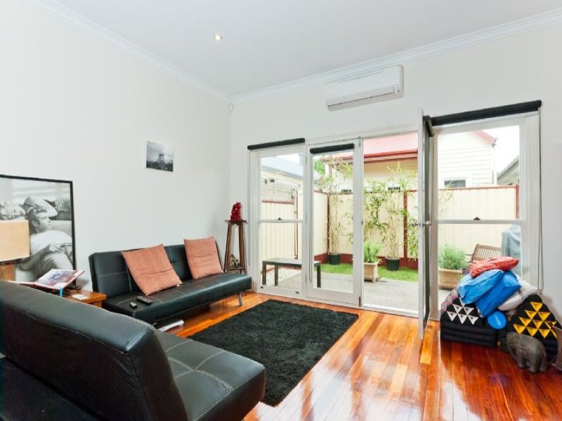 2 / 22 Emma Street SEDDON - Residential for sale