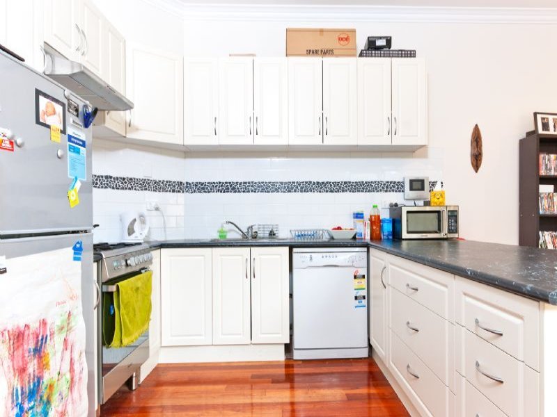 2 / 22 Emma Street SEDDON - Residential for sale