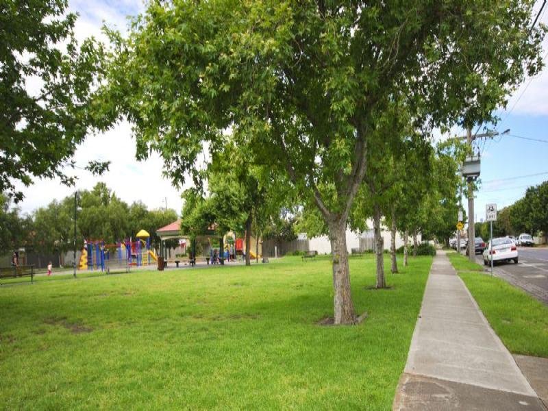 2 / 22 Emma Street SEDDON - Residential for sale