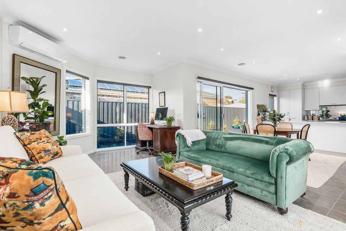 2 / 22 Fifth Street Parkdale - Residential for sale