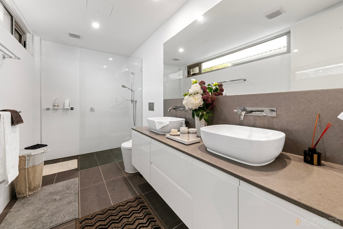 2 / 22 Willansby Avenue Brighton - Residential for sale