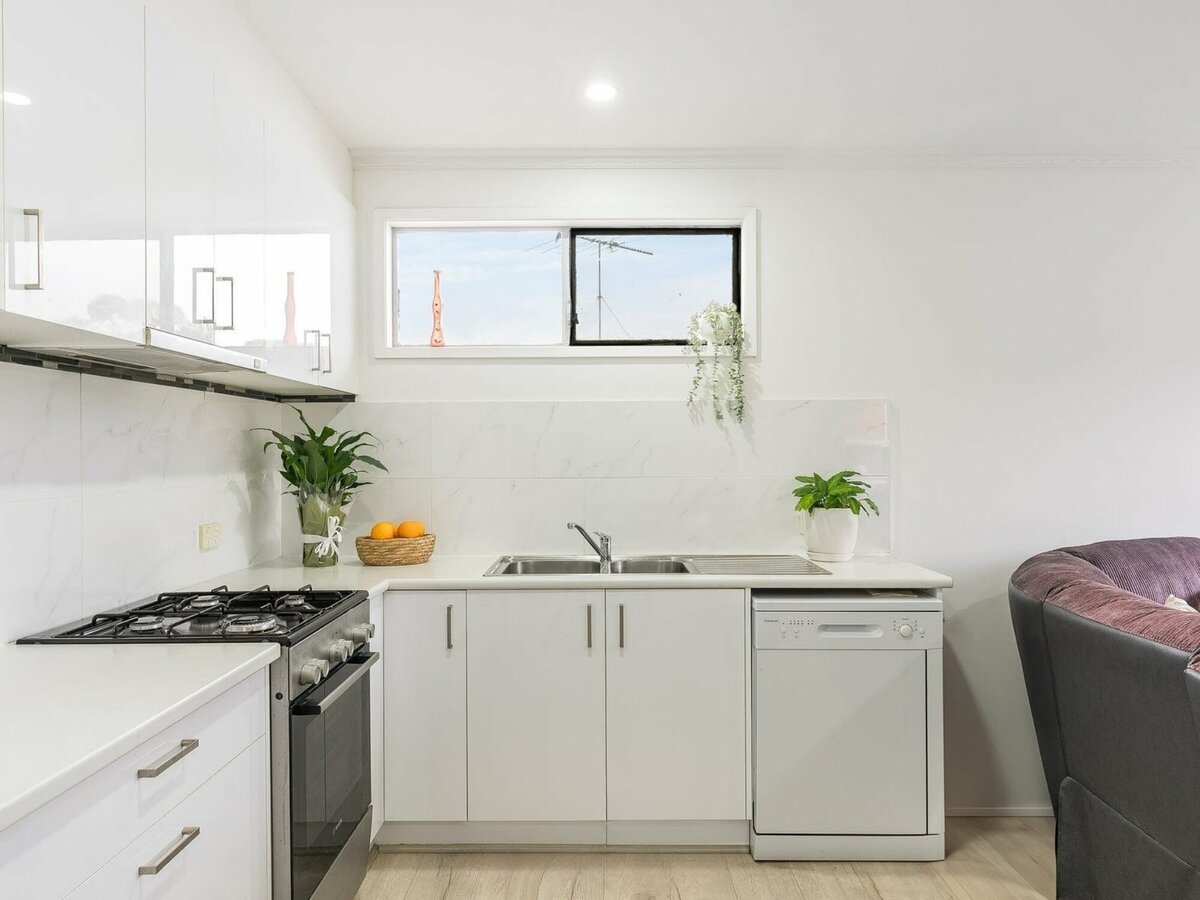 2 / 228 Roslyn Road Highton - Residential for sale