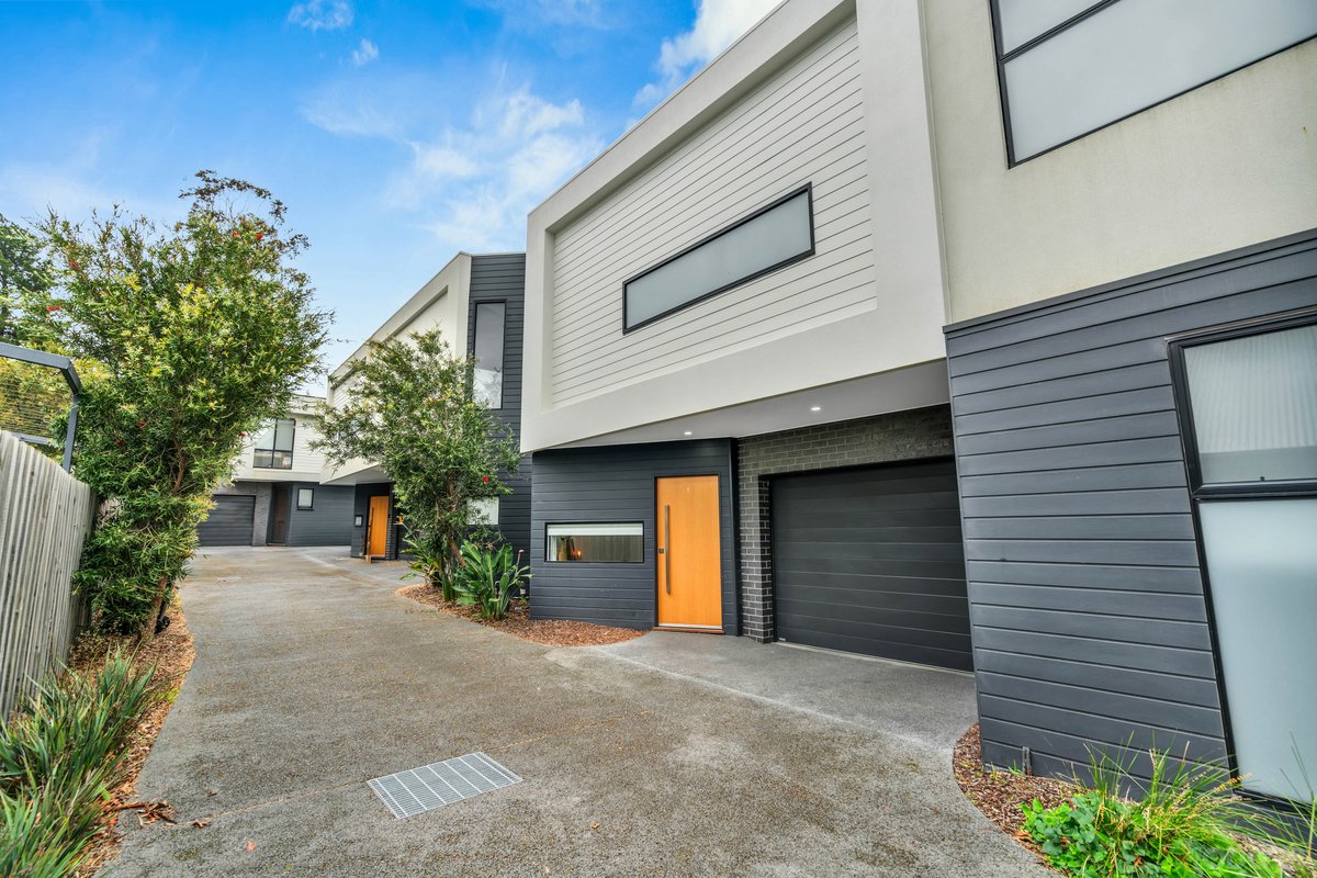 2 / 23 Jean Street Cheltenham - Residential for sale