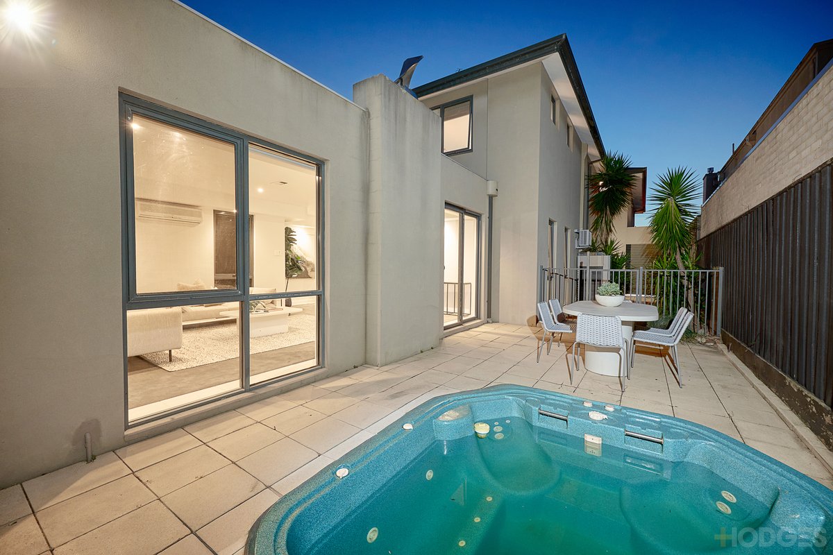 224 Beach Road Black Rock - Residential for sale