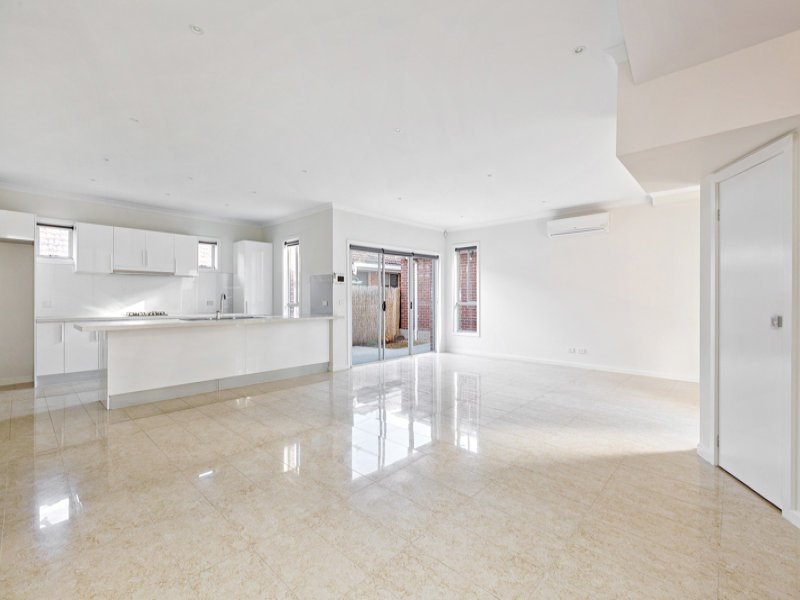 2 / 24 Beaumont Parade WEST FOOTSCRAY - Residential for sale