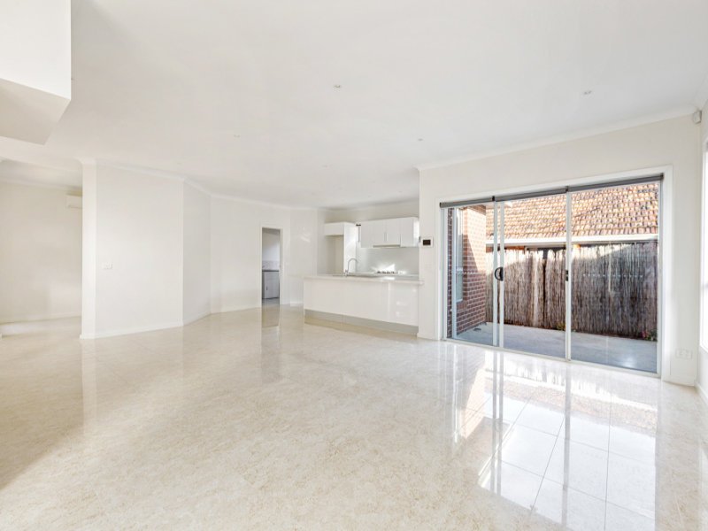 2 / 24 Beaumont Parade WEST FOOTSCRAY - Residential for sale