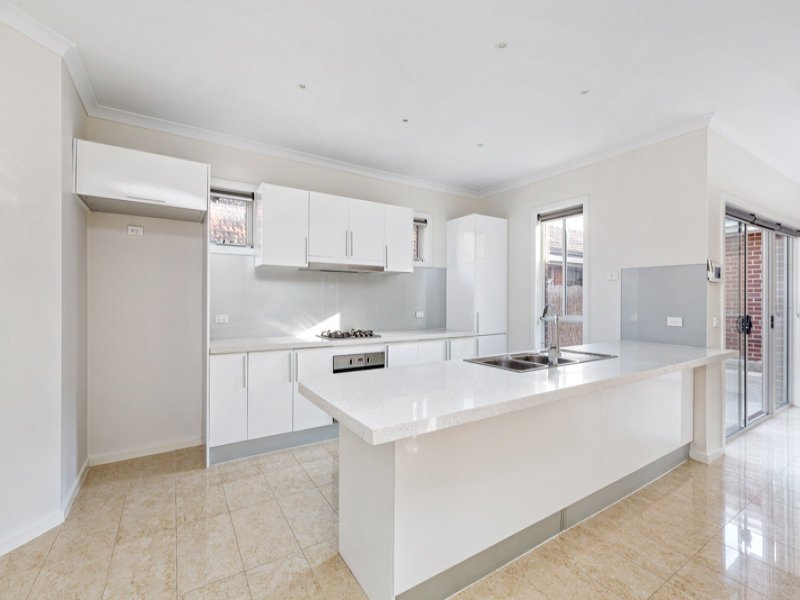 2 / 24 Beaumont Parade WEST FOOTSCRAY - Residential for sale
