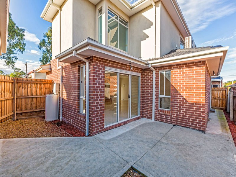 2 / 24 Beaumont Parade WEST FOOTSCRAY - Residential for sale