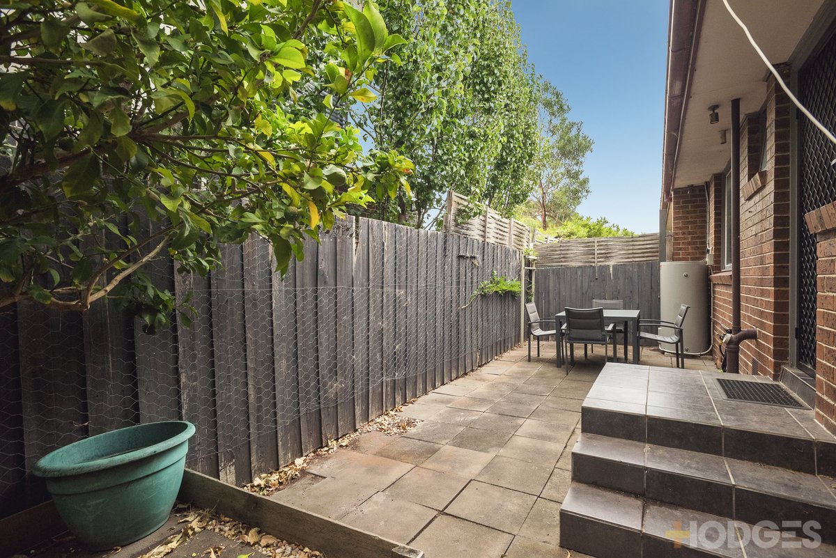 2 / 25 Petrie Street Frankston - Residential for sale
