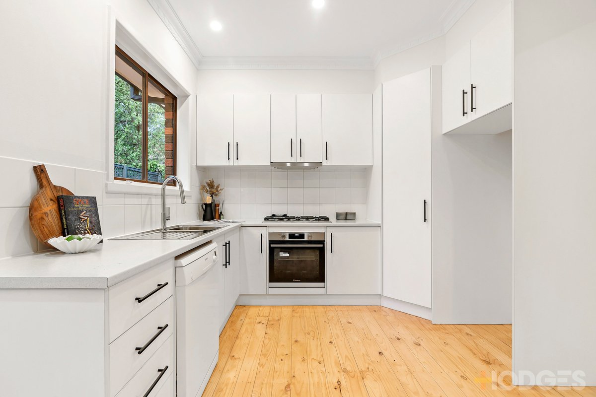 2 / 27 Crisp Street Hampton - Residential for sale