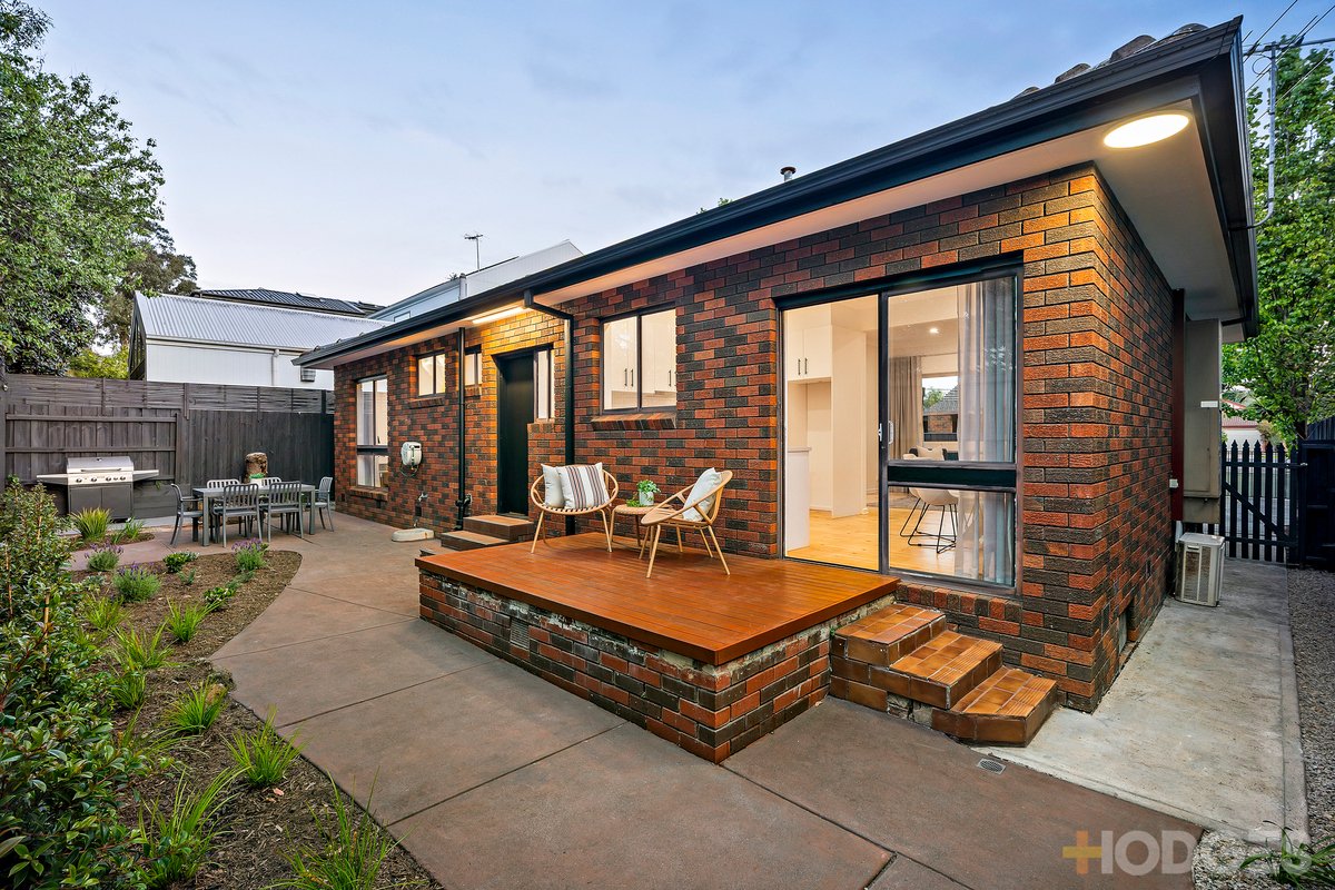 2 / 27 Crisp Street Hampton - Residential for sale