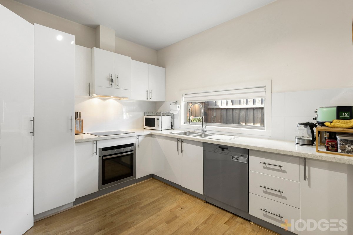 2 / 27 Edgar Street Kingsville - Residential for sale