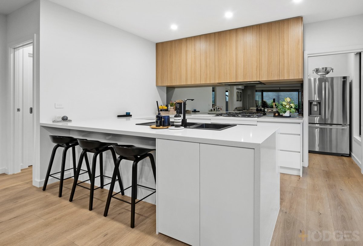 2 / 27 Knight Avenue Herne Hill - Residential for sale