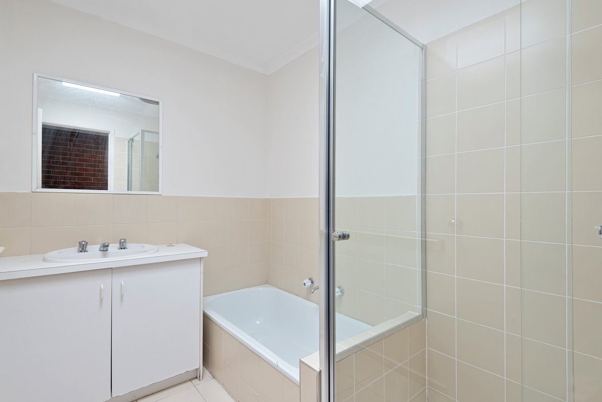 2 / 274 Nepean Highway Seaford - Residential for sale