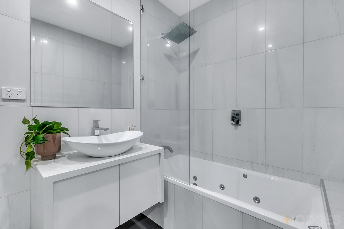 2 / 29 Cox Street Cheltenham - Residential for sale