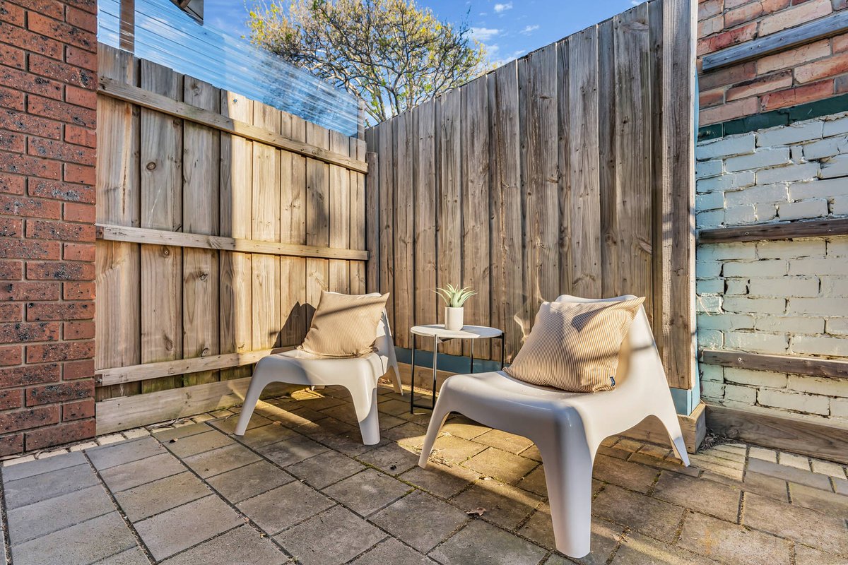 2 / 29 Riviera Street Mentone - Residential for sale