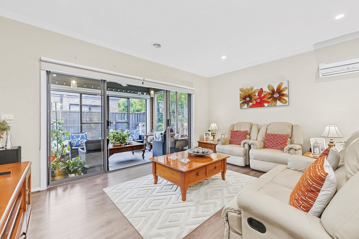 2 / 29 Saint Mitchell Circuit Mornington - Residential for sale