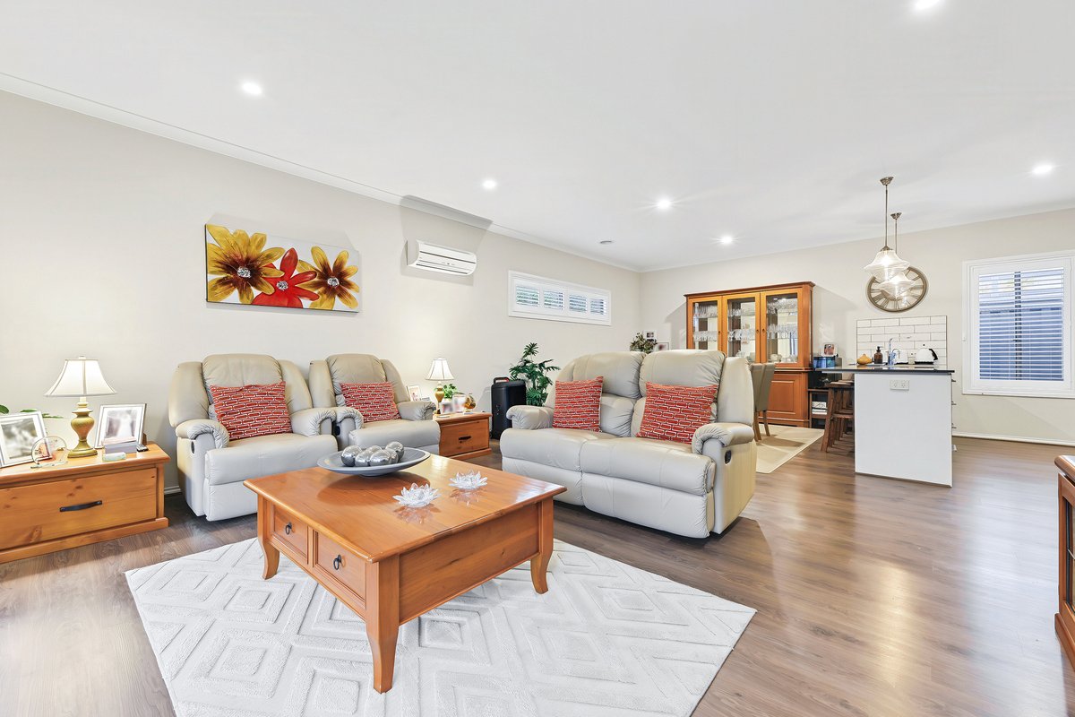 2 / 29 Saint Mitchell Circuit Mornington - Residential for sale