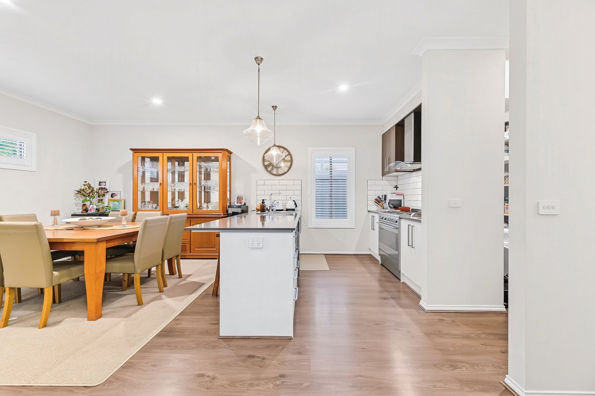 2 / 29 Saint Mitchell Circuit Mornington - Residential for sale