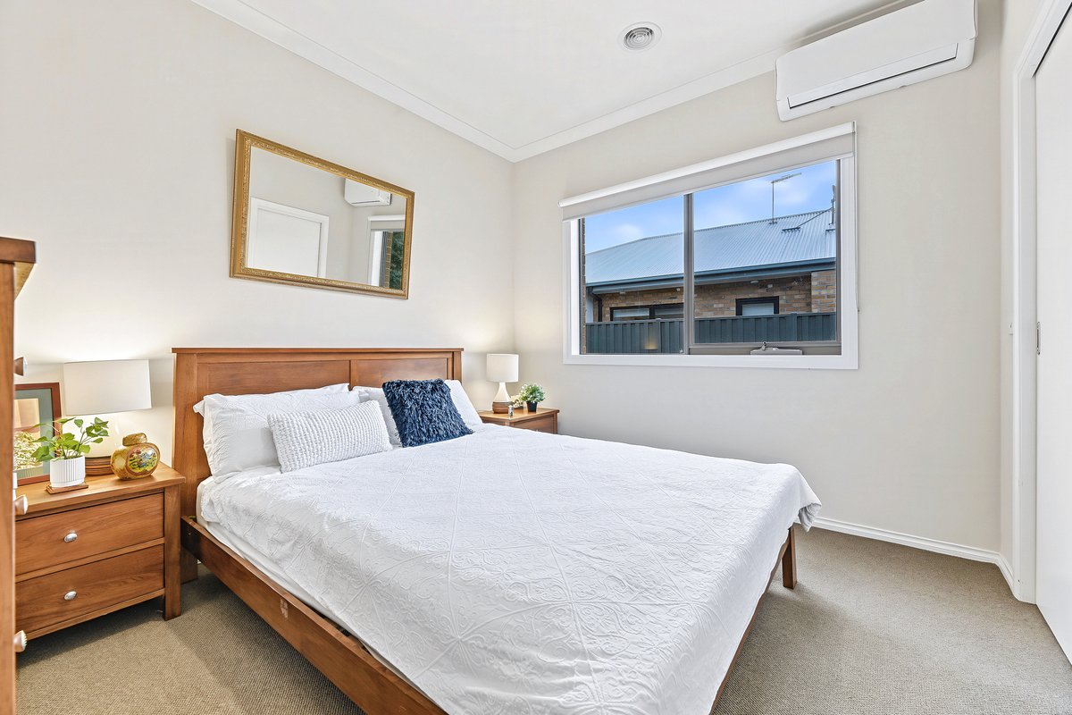 2 / 29 Saint Mitchell Circuit Mornington - Residential for sale