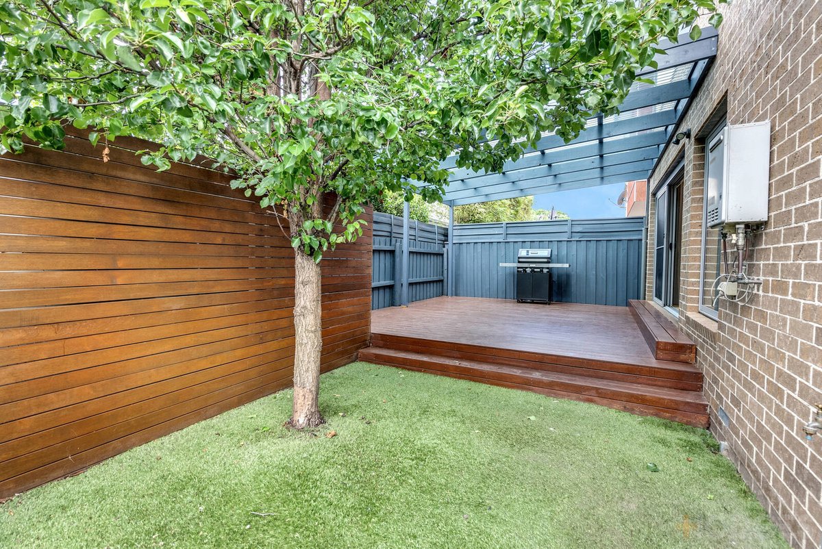 2 / 295 Bay Road Cheltenham - Residential for sale