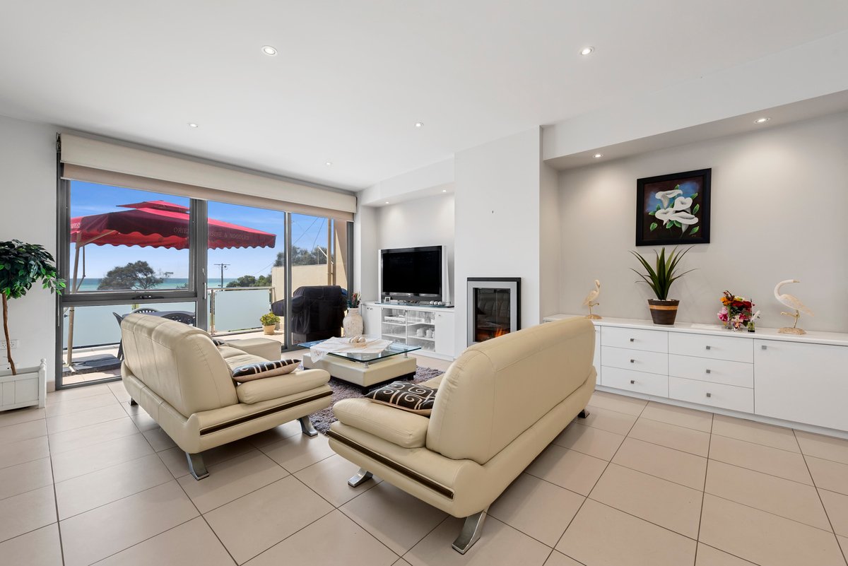 2299 & 2299A Point Nepean Road RYE - Residential for sale