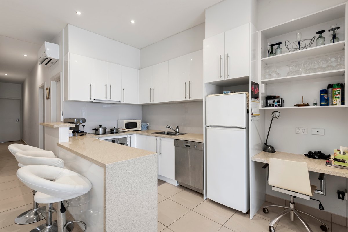 2299 & 2299A Point Nepean Road RYE - Residential for sale