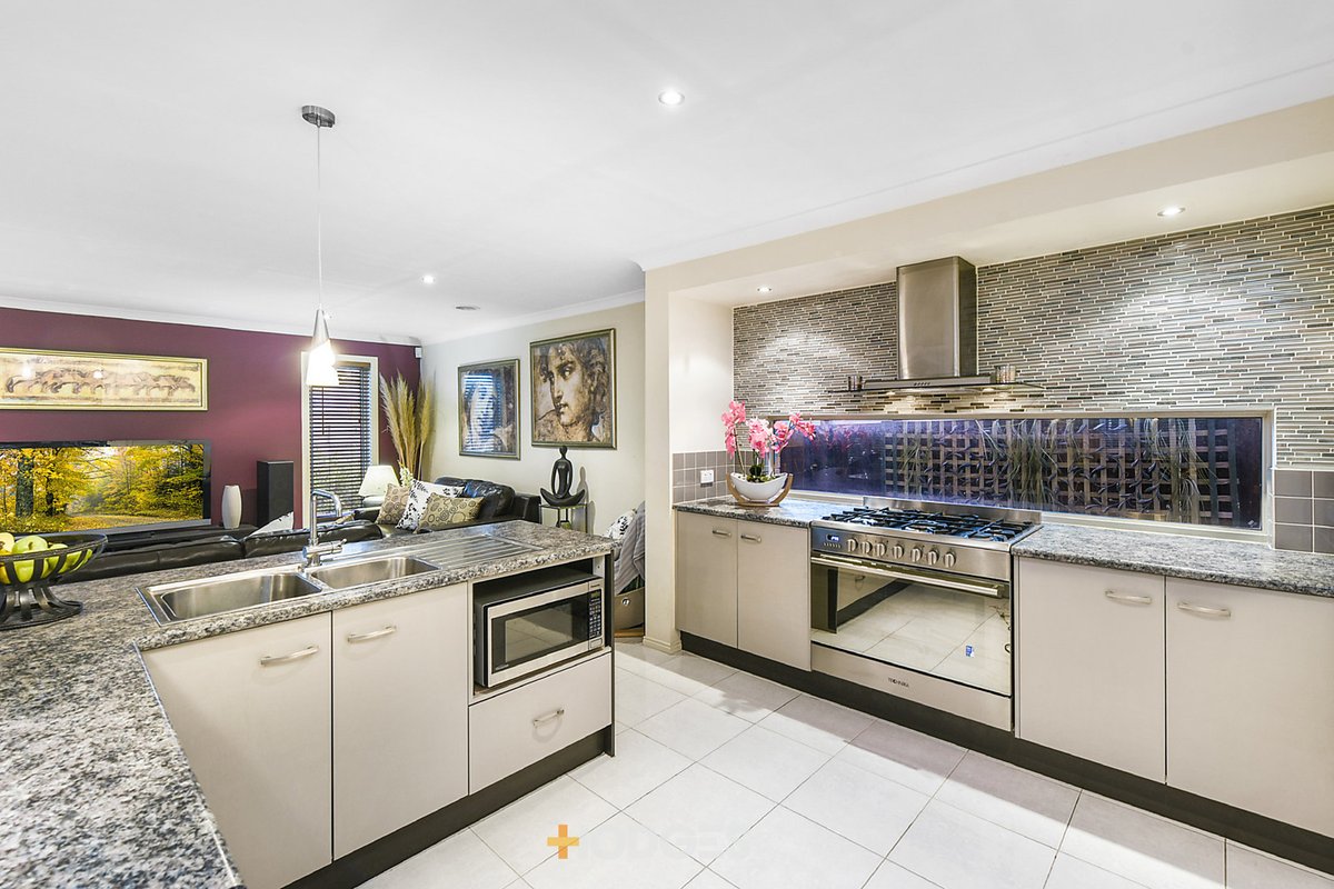 23 Caribbean Pine Court Lyndhurst - Residential for sale