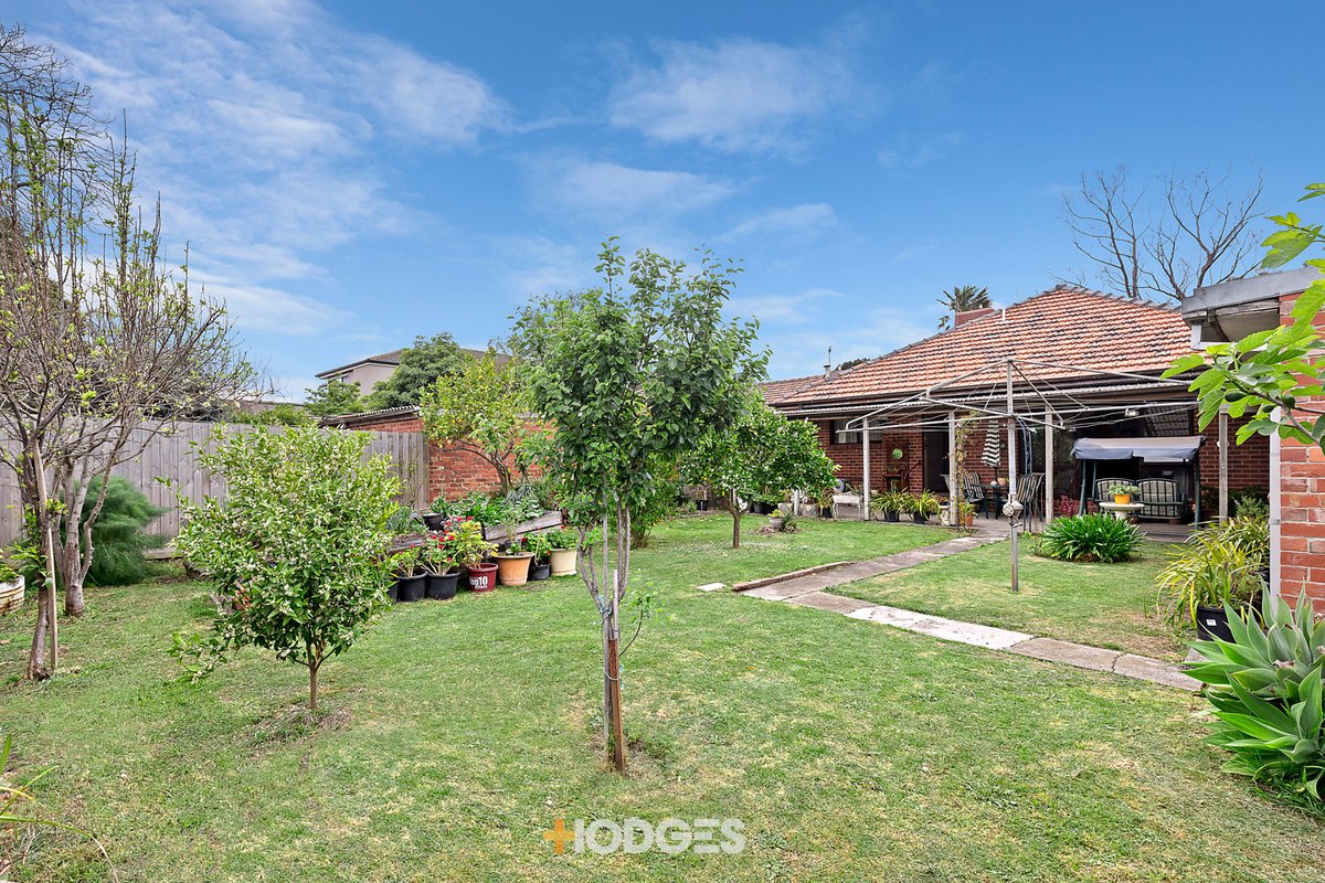 23 Earlsfield Road Hampton - Residential for sale
