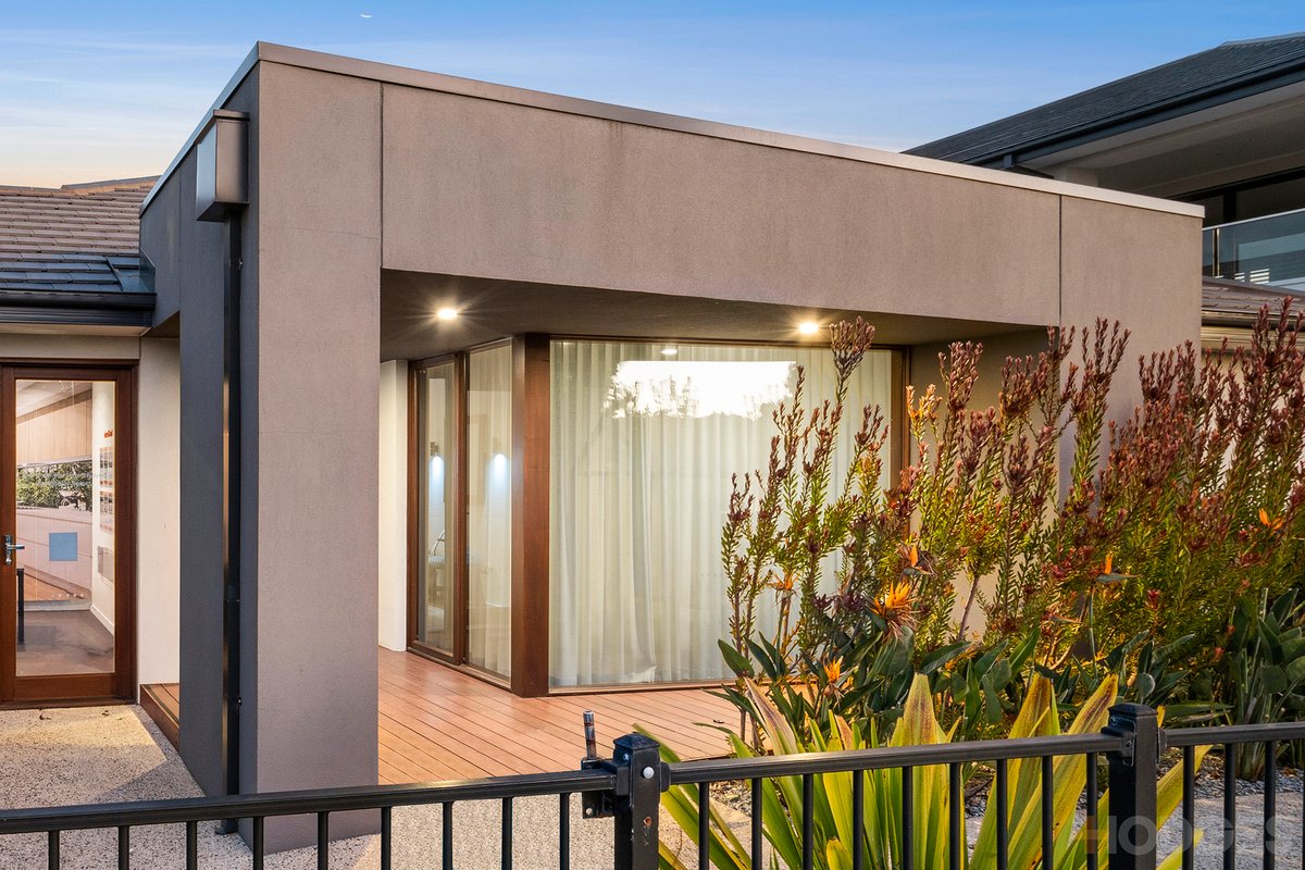 23 Elouera Street Armstrong Creek - Residential for sale