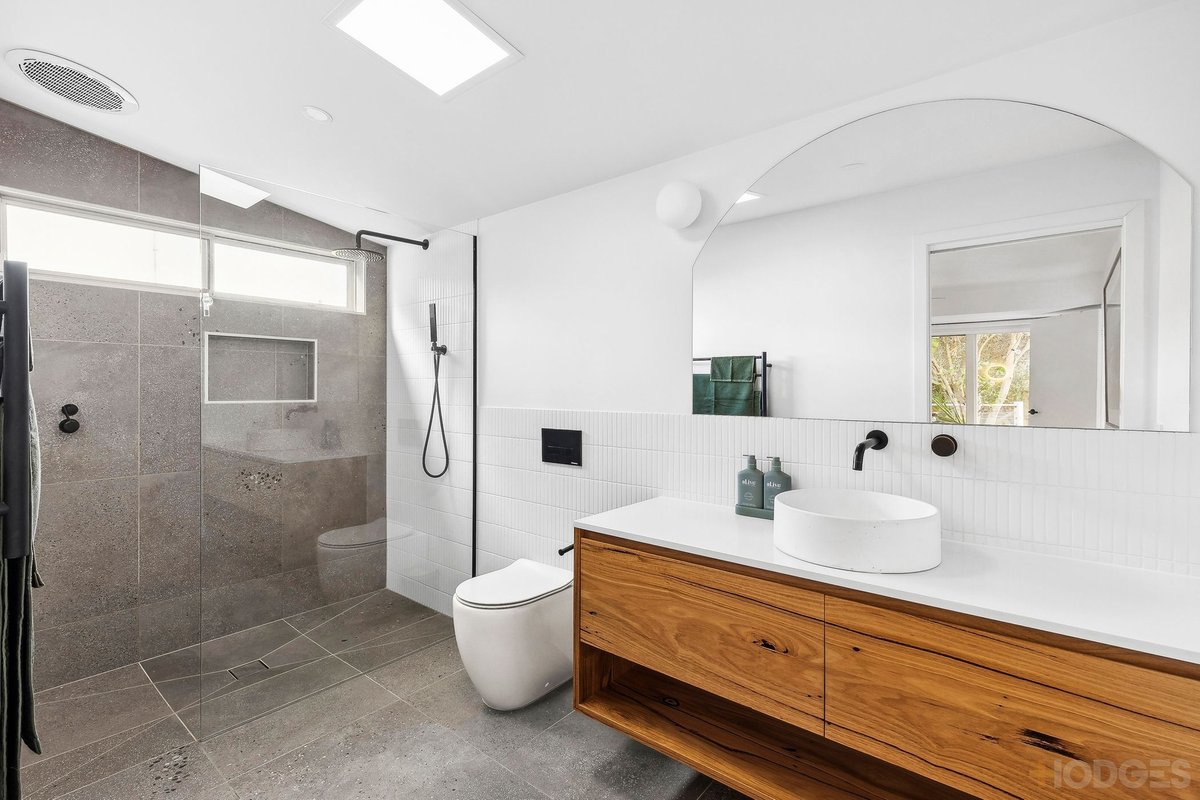 23 Emperor Drive Ocean Grove - Residential for sale