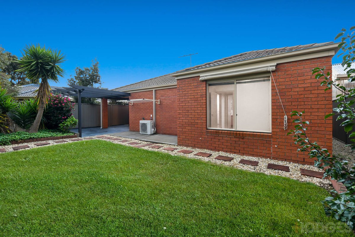 23 Greenaway Terrace Cranbourne East - Residential for sale