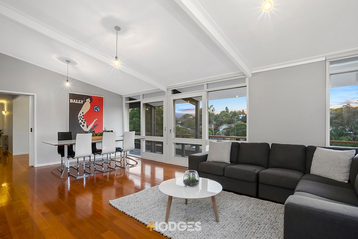 23 Sanglen Terrace Belmont - Residential for sale