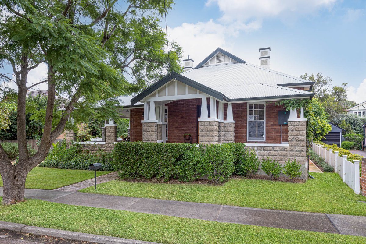 23 The Avenue, LORN NSW 2320