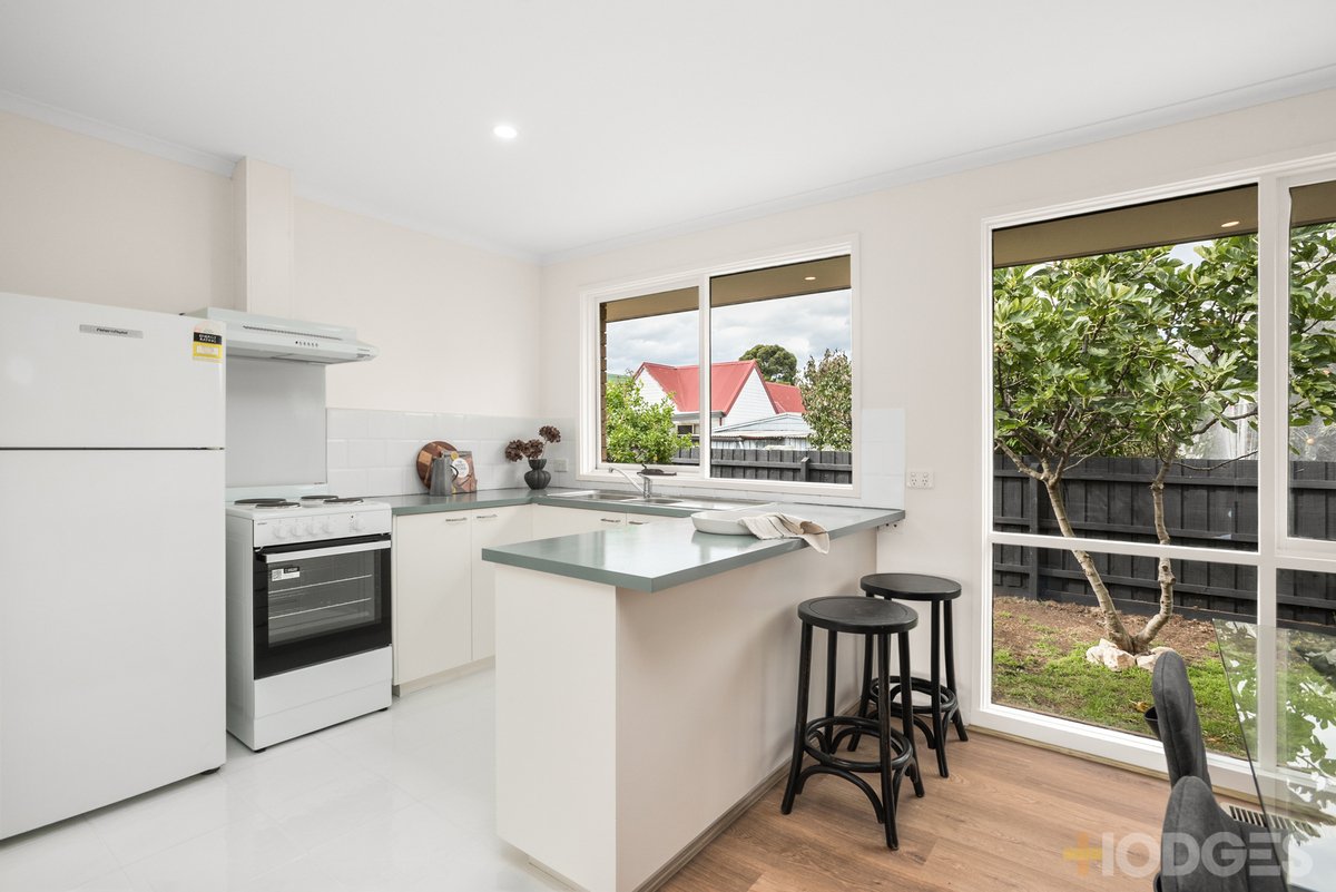 2 / 30 Cambro Road Clayton - Residential for sale