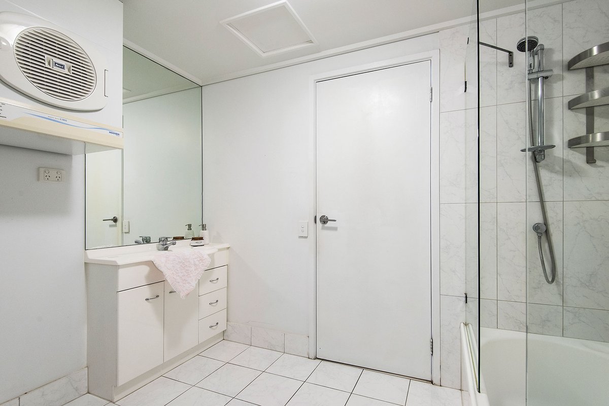 2308 / 668 Bourke Street MELBOURNE - Residential for sale