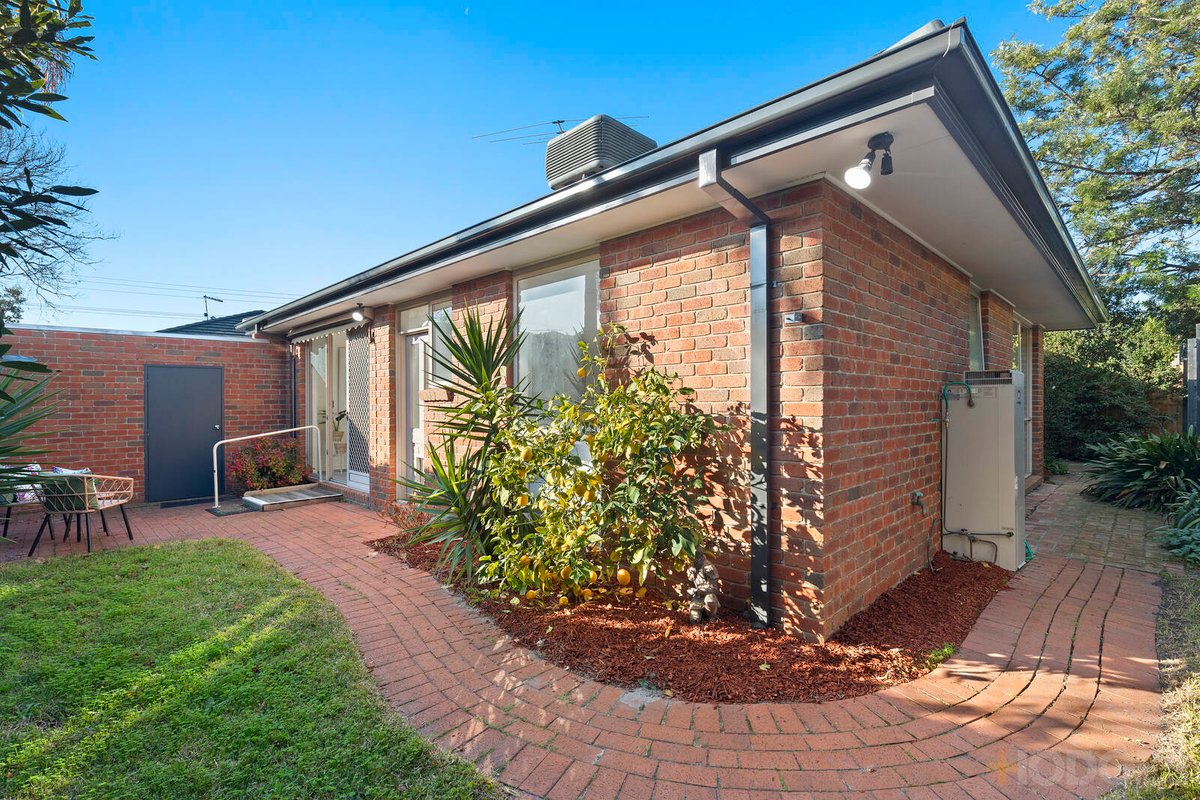 2 / 32 Pacific Boulevard Beaumaris - Residential for sale