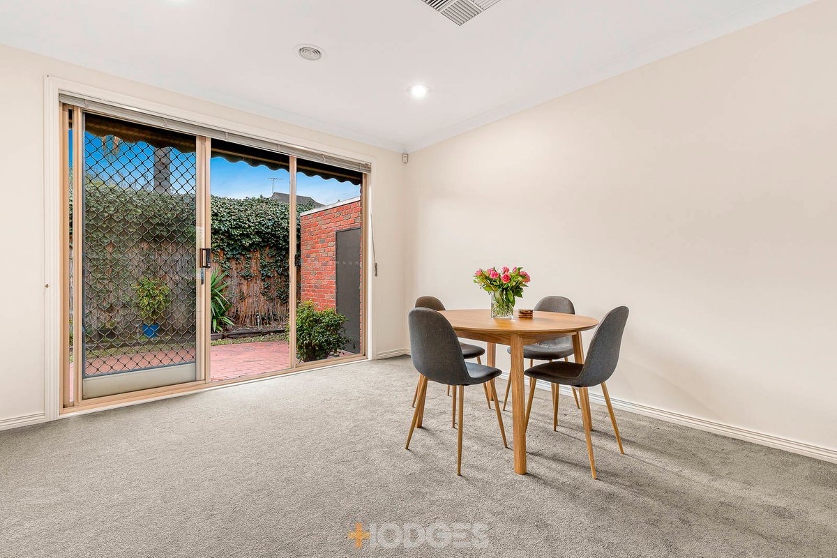 2 / 32 Pacific Boulevard Beaumaris - Residential for sale