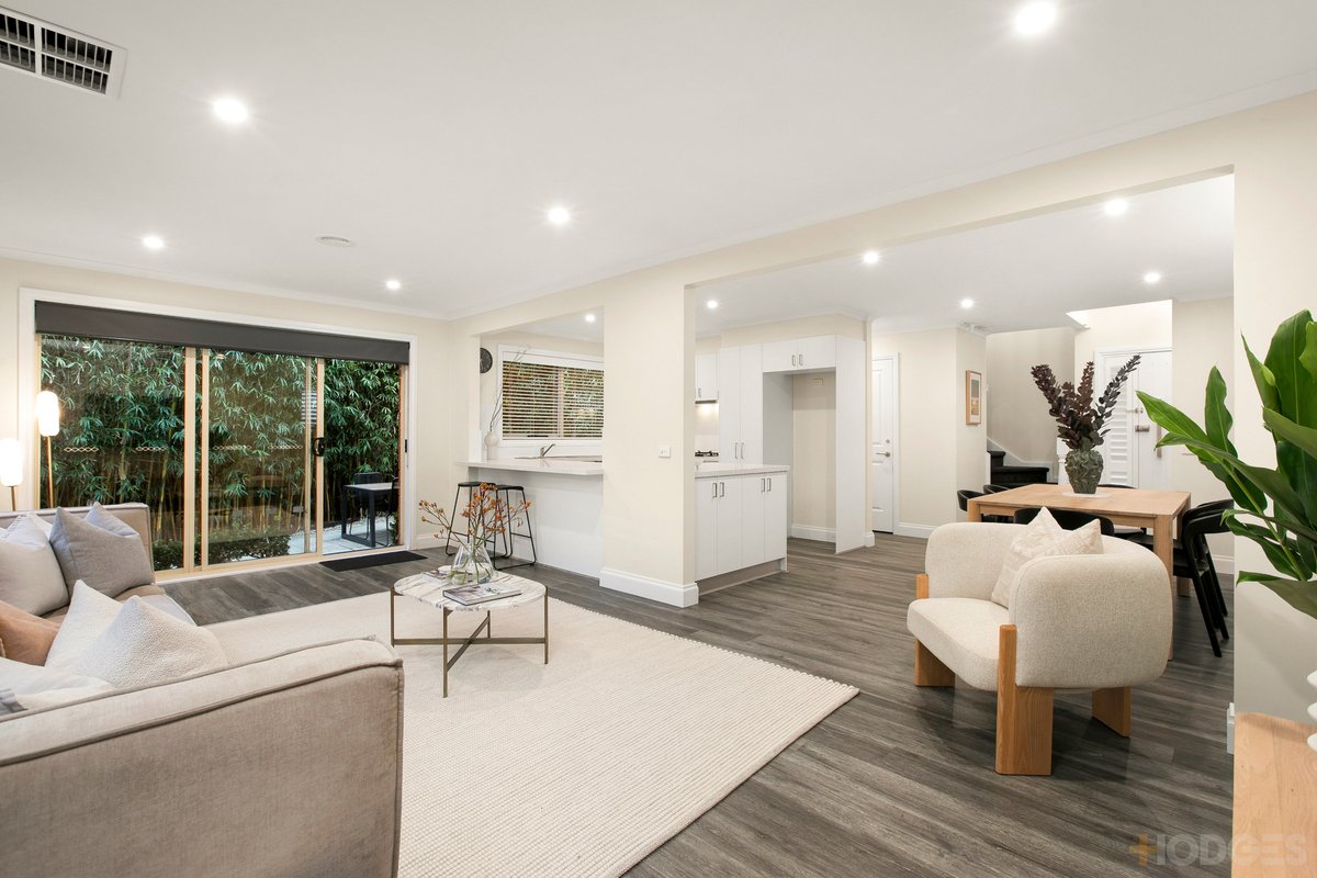 2 / 32 The Crescent Highett - Residential for sale