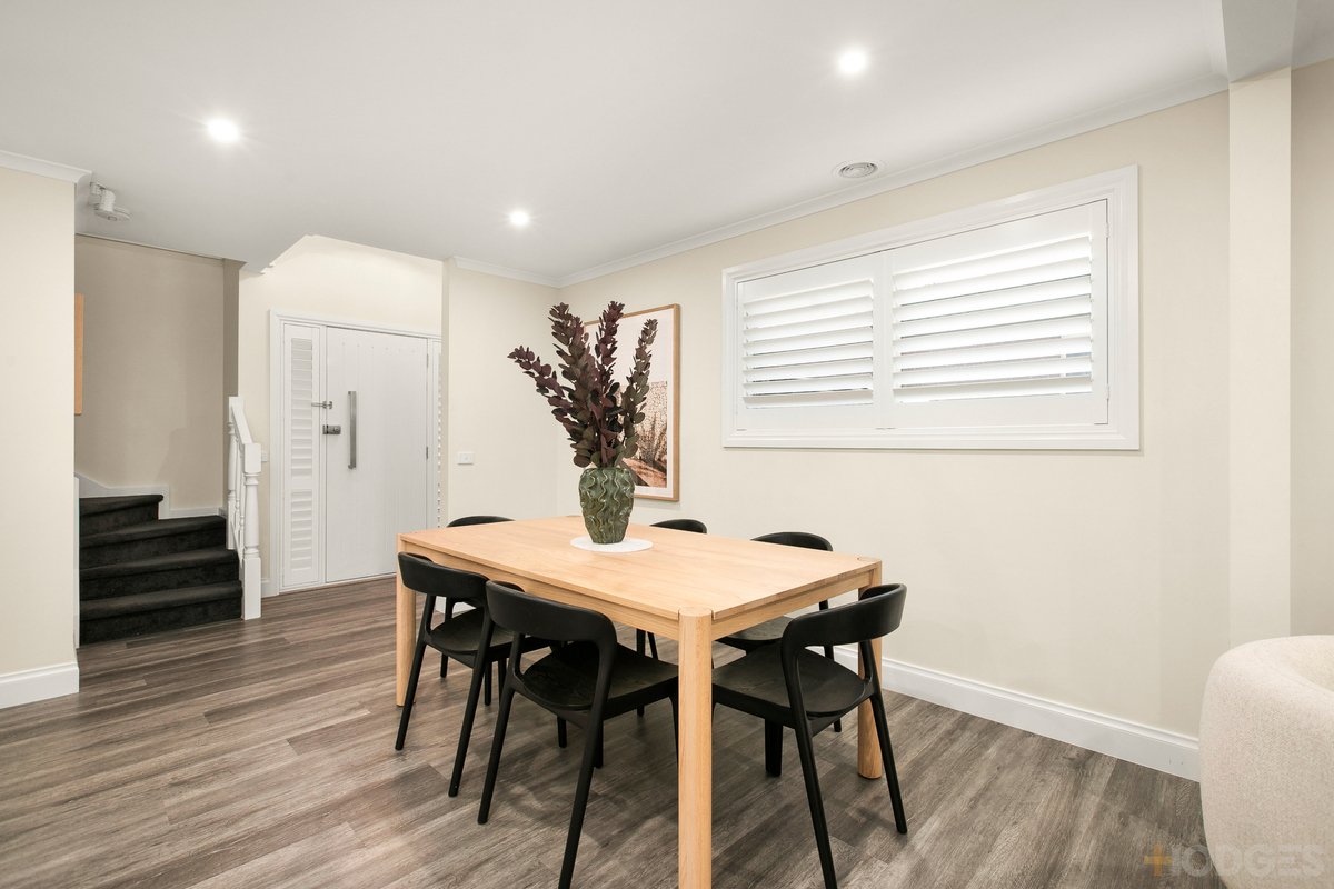 2 / 32 The Crescent Highett - Residential for sale