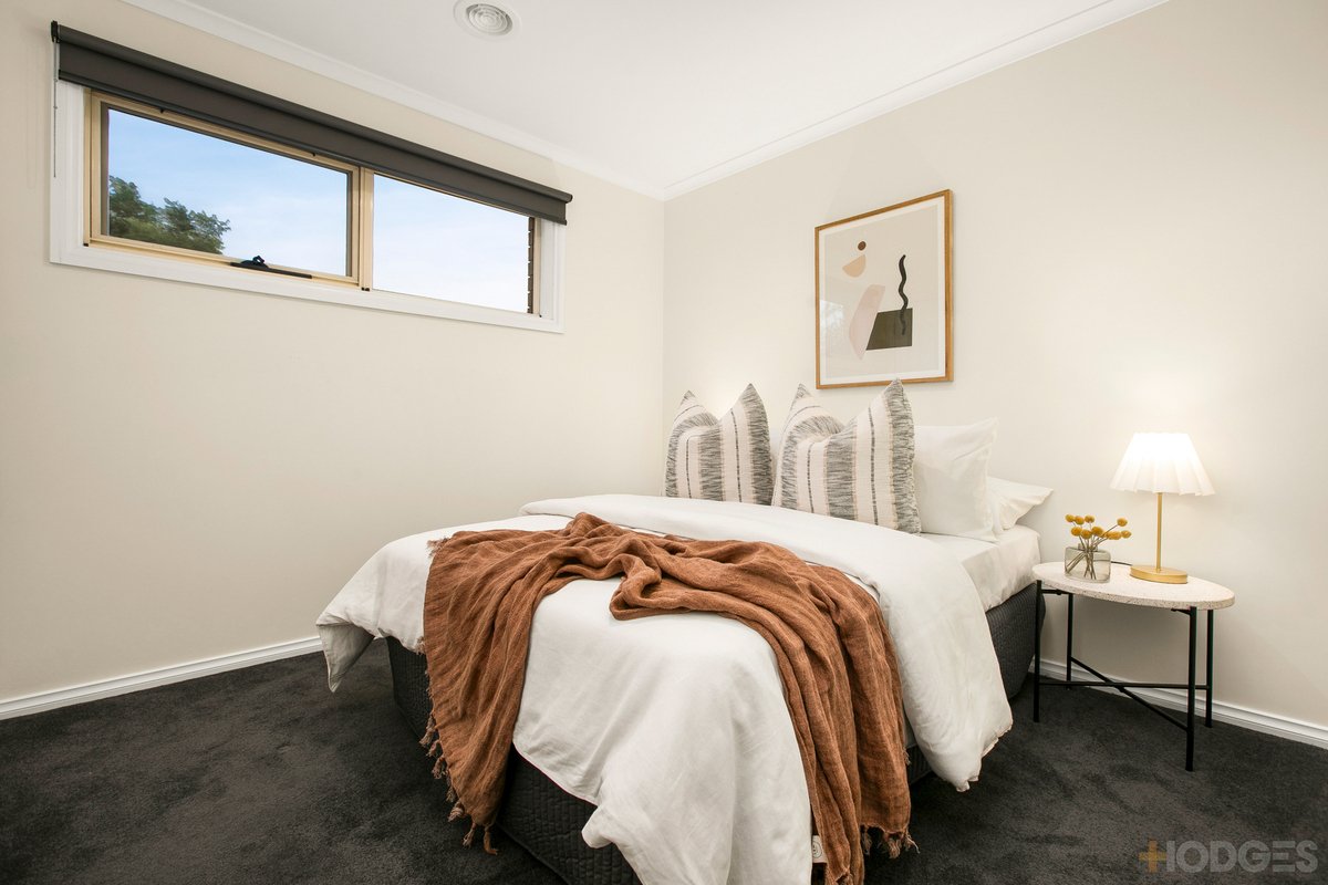 2 / 32 The Crescent Highett - Residential for sale